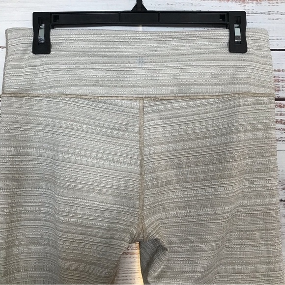 ATHLETA High rise striped textured size large ankle workout yoga leggings - Picture 4 of 8